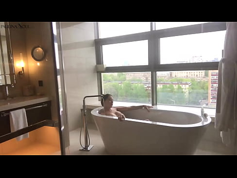 ❤️ Tremenda pupa che si masturba appassionatamente la figa in bagno ❌ Video di sessoal it.pornmega-com.ru ❤️