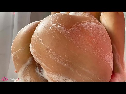 ❤️ Brunetta masturba la figa con il vibratore fino ad un intenso orgasmo sotto la doccia ❌ Video di sessoal it.pornmega-com.ru ❤️